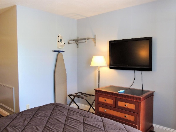 Windsor Motel image 15